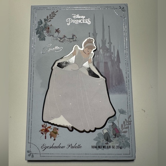 Disney Princess Eyeshadow Palette New - Picture 1 of 4
